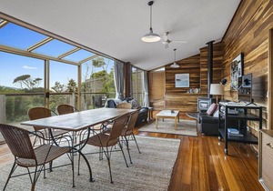 Marengo Hideaway - Escape To Beach & Otway Views *New Listing 2019*