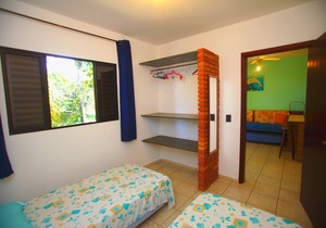 MARESIAS! = FLAT 04 = EXCELLENT COND. CLOSED -16 FLATS WITH COZ. 1 TO 4 PEOPLE!