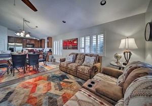 Maricopa Retreat with Private Patio and Community Pool