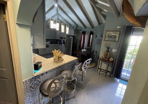 MEcasaMEnavia Hidden Gems