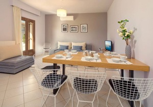 Melograno IV with 5 bedrooms and 4.5 bathrooms