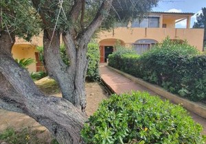 Meraviglioso appartamento panoramico in residence Isola Rossa