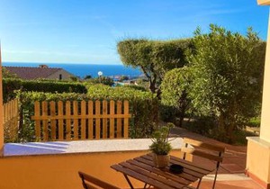 Meraviglioso appartamento panoramico in residence Isola Rossa