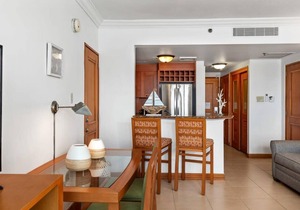 Mimosa Studio | located at the Condado Lagoon Villas building in Condado