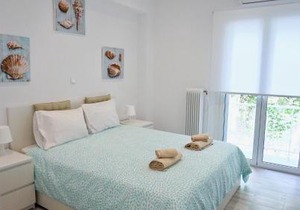 Minimal Fresh Design Apt in Athens