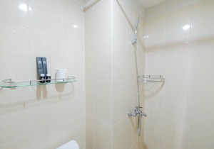 Minimalist and Comfy Studio The Oasis Cikarang Apartment