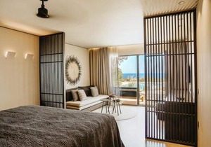 Minos Palace Hotel & Suites