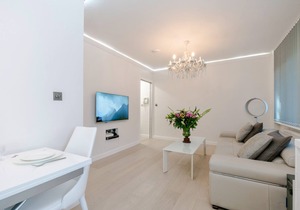 Modern 1 Bedroom Flat