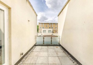 Modern 2 Bedroom Flat in Holloway