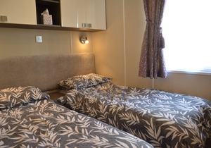 Modern 2 bedroom Lodge on the stunning Shorefield Country Park, Hampshire