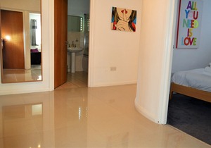 MODERN 3 BED 2 Bathroom FAMILY APARTMENT CITY VIEWS 98 m2 FREE PARKING & WIFI