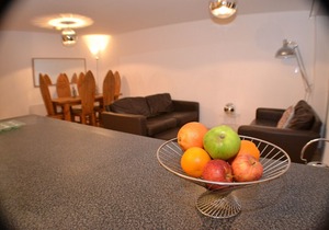MODERN 3 BED 2 Bathroom FAMILY APARTMENT CITY VIEWS 98 m2 FREE PARKING & WIFI