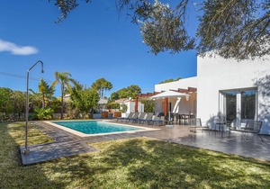 Modern and comfortable villa in Javea, Costa Blanca, Spain with private pool for 4 persons