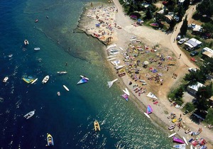 Modern apartment Noa IV in Villa Valtrazza with pool for 4 - 6 persons