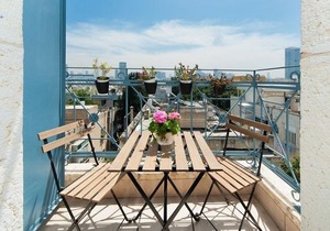 Modern Apt w/ Balcony Near The Beach by Sea N' Rent