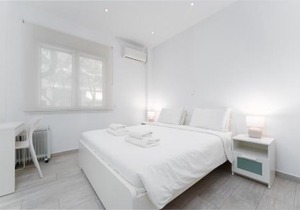 Modern & Central Apt in Athens