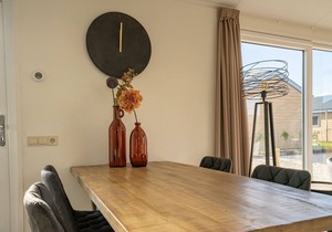 Modern chalet with dishwasher, near a nature reserve