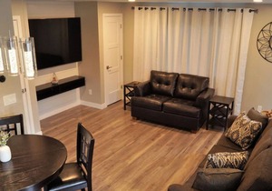 Modern & Clean with Awesome Lambeau View! 1218