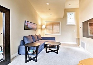 Modern Cottage in the Heart of Silicon Valley