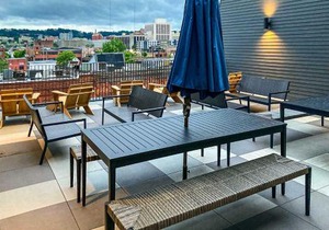 Modern Downtown Birmingham Condo with Rooftop Access