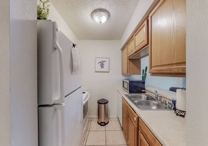 Modern Escape, Near Old Town