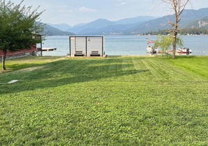Modern Lakeside Cabin on a Sandy Beach