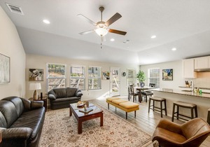 Modern Living in Lago Vista