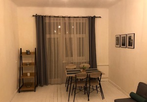 Modern/Old City Centre Apartment