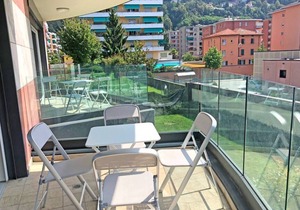 Modern one-bedroom apartment with a Large Terrace close to the center - ROGGIA 4