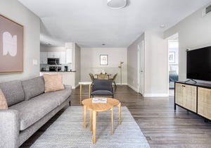 Modern Sunnyvale 3BR w/Gym, Pool & Parking, near freeways, by Blueground