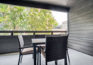 Modern Sunnyvale 3BR w/Gym, Pool & Parking, near freeways, by Blueground