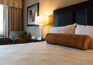 Monarch Hotel & Conference Center