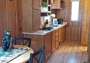 Mount Vernon Camping Resort Studio Cabin 4