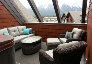 Mountain Luxury in a Penthouse Condo with Private Rooftop Hot Tub