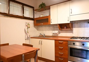N243 - Numana, three-room apartment in residence with swimming pool