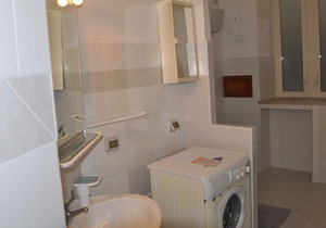 NAPLES CENTER APARTMENT