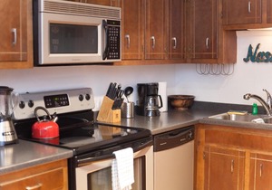 Nashville Apt on Music Row Sleeps 6 Great Location!