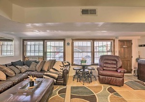 Nashville Apt with Patio 3 Mi to Grand Ole Opry