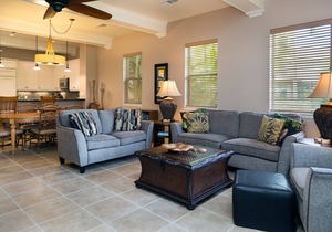 Near Pauoa Bay Sunny Kulalani Getaway w/Lanai, Pools & Amenities Galore