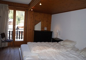 Neat apartment for 7 pers. 2 bedrooms, free pool access, nice view