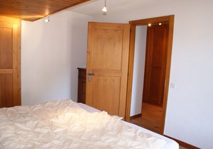 Neat apartment for 7 pers. 2 bedrooms, free pool access, nice view