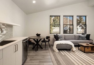 NEW! 2BR|1Bath|| 6 blocks to Mtn in the West End