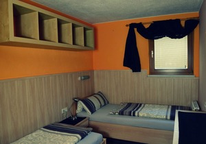 new and modern holiday flat in Kauns