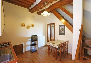 (NEW) Apartment (B) with swimming pool, jacuzzi and tennis court in Tuscany