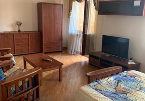 New Apartment on Poznyaki
