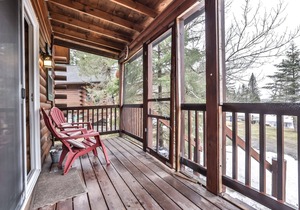 NEW! Charming cabin on Cisco Chain of Lakes