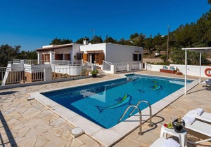 New! Villa Bella Vista Peralta