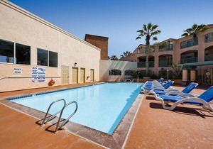 New Listing Oceanfront 2 Bedroom/2 Bathroom