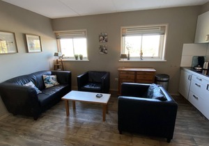 New! Luxurious four person holiday home in Serooskerke near Veerle in a quiet area.