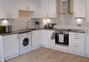 Newly refurbished, Greater London. Apartment 7